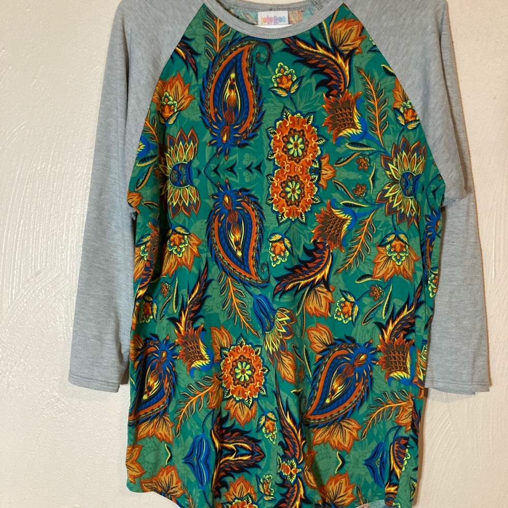 Baseball type shirt